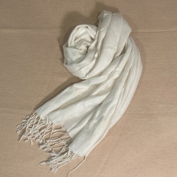 White Scarf with Fringe - Picture 2 of 4